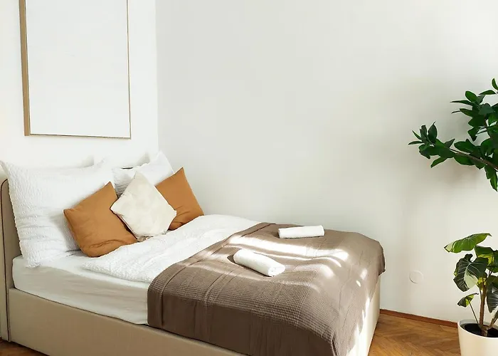 Διαμέρισμα Hidden Garden - Spacious Modern - 1 Min To Shuttle Βιέννη
