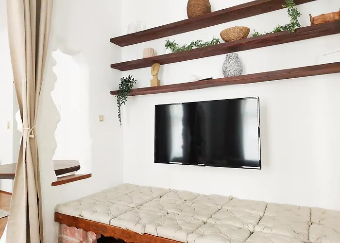 Διαμέρισμα Hidden Garden - Spacious Modern - 1 Min To Shuttle