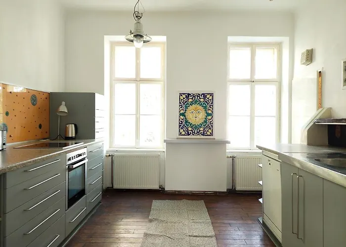 Διαμέρισμα Hidden Garden - Spacious Modern - 1 Min To Shuttle *