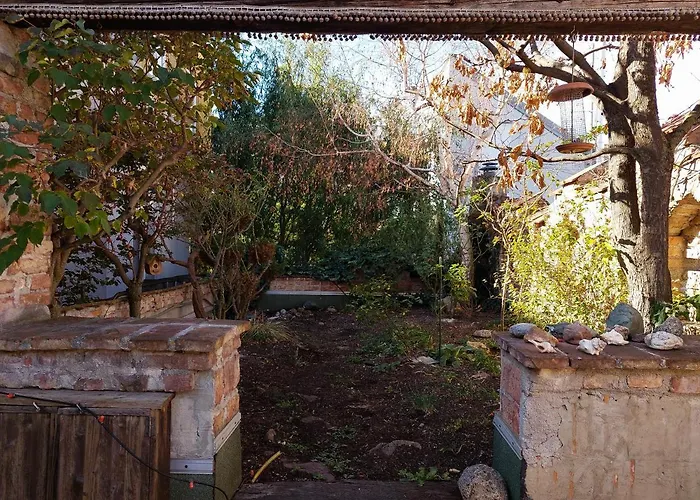 Διαμέρισμα Hidden Garden - Spacious Modern - 1 Min To Shuttle Βιέννη