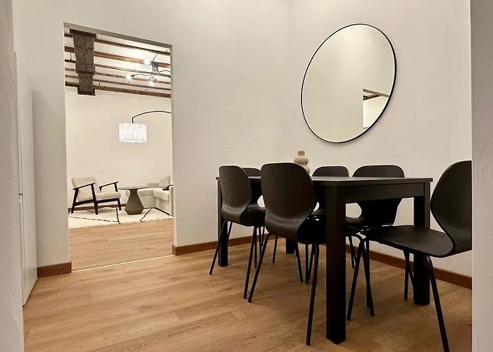 Διαμέρισμα Hidden Garden - Spacious Modern - 1 Min To Shuttle
