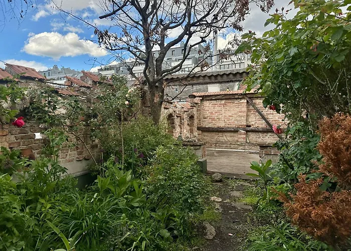 Hidden Garden - Spacious Modern - 1 Min To Shuttle Διαμέρισμα *