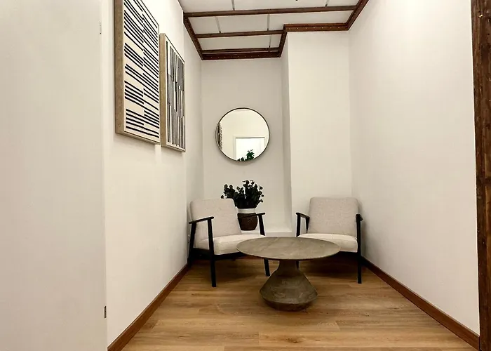 Hidden Garden - Spacious Modern - 1 Min To Shuttle Βιέννη
